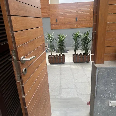 Oriana Villa Guest House